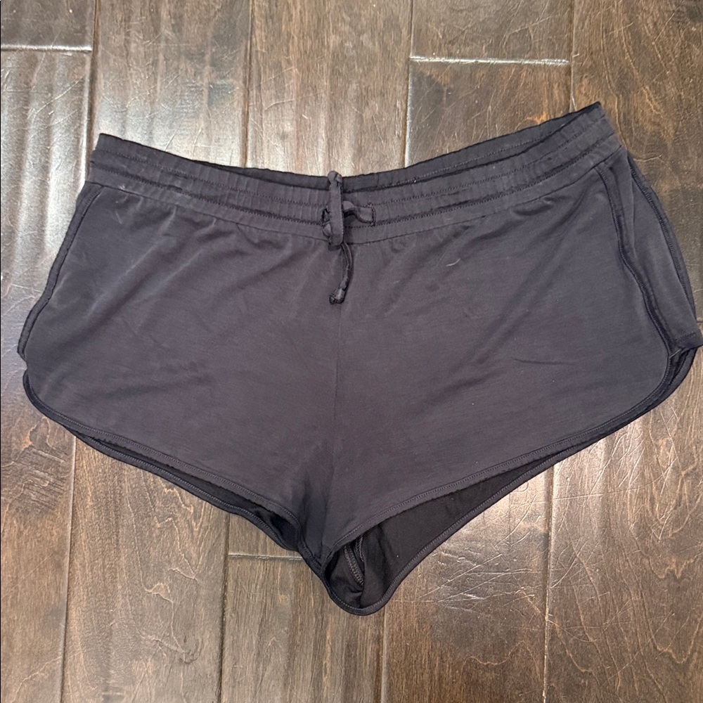 Aerie Black Lounge Shorts L